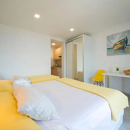 Nadalina Delux Apartament Brela